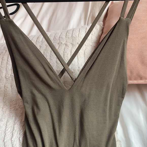 Strappy Hunter Green Bodysuit - Picture 4 of 4